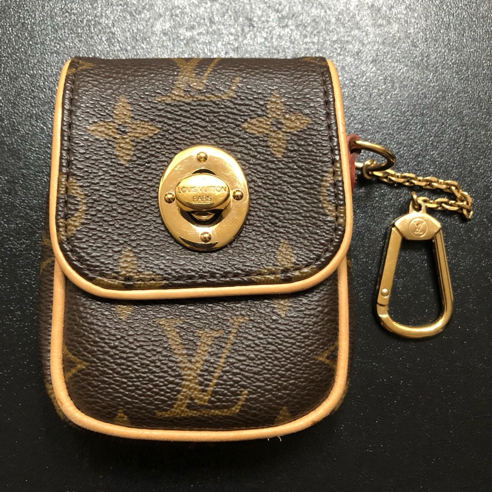 Louis Vuitton Tulum Pochette Key Cles